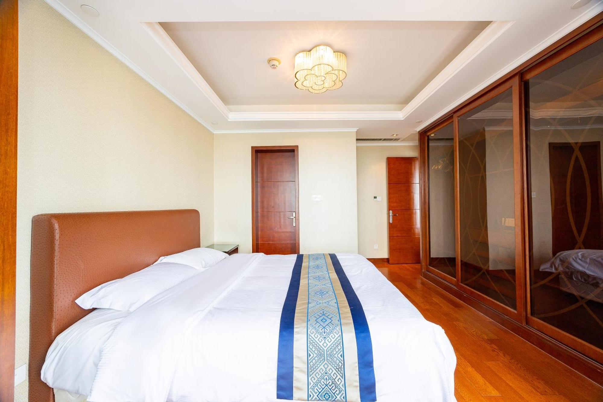 Qingdao Elegant Central Apartment Exterior photo